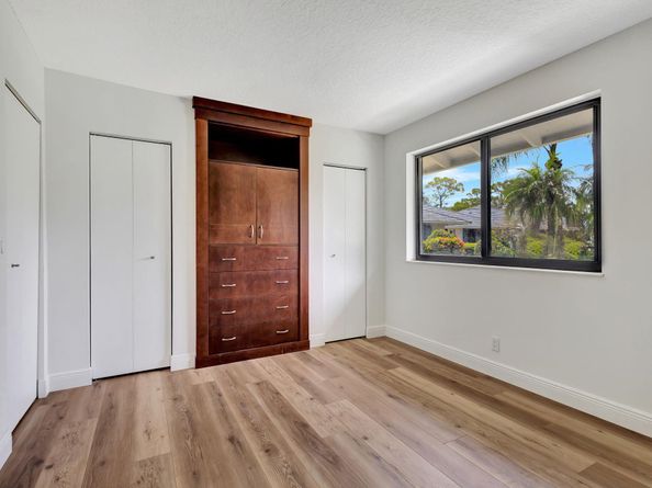 908 Club Drive 908, Palm Beach Gardens FL 33418