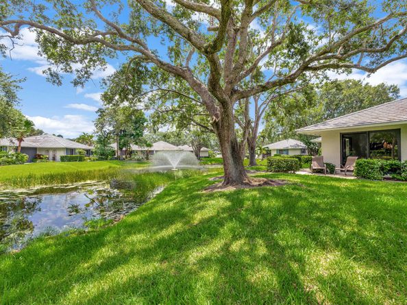908 Club Drive 908, Palm Beach Gardens FL 33418