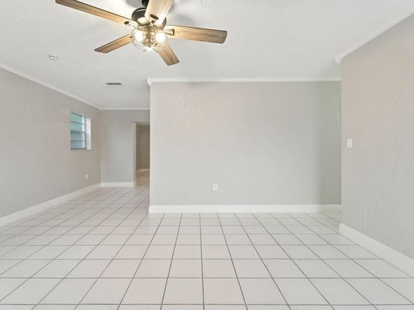 6851 Raleigh St, Hollywood FL 33024
