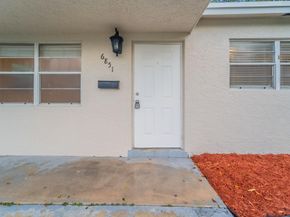 6851 Raleigh St, Hollywood FL 33024