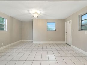 6851 Raleigh St, Hollywood FL 33024