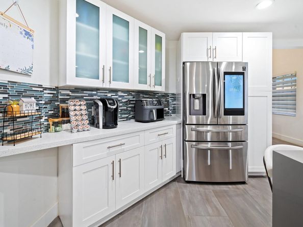 8340 NW 167th Ter, Miami Lakes FL 33016