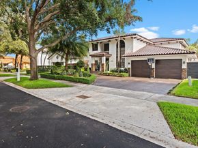 8340 NW 167th Ter, Miami Lakes FL 33016