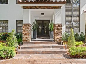 8340 NW 167th Ter, Miami Lakes FL 33016