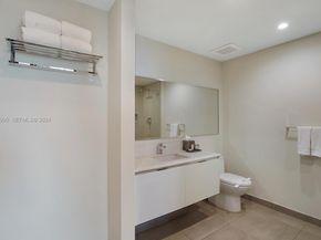 Undisclosed Address #A11677995, Hollywood FL 33019