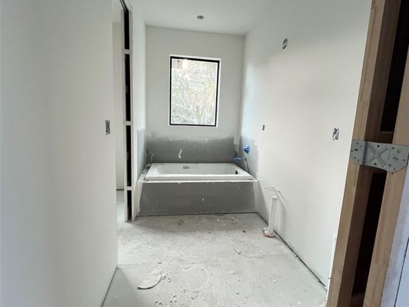 604 SW 7th Ave, Fort Lauderdale FL 33315