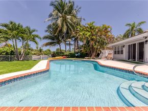 3351 NE 17th Way, Oakland Park FL 33334