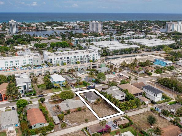 236 SE 4th Ave, Delray Beach FL 33483