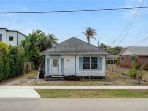 236 SE 4th Ave, Delray Beach FL 33483