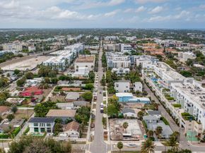 236 SE 4th Ave, Delray Beach FL 33483