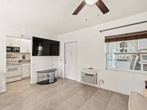 1021 NE 24th Avenue 12, Pompano Beach FL 33062