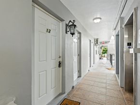 1021 NE 24th Avenue 12, Pompano Beach FL 33062