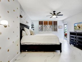 8592 W Sunrise Blvd 406, Plantation FL 33322