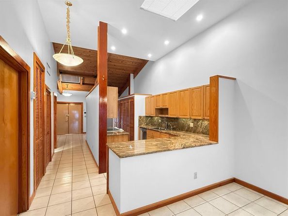 419 Leslie Dr 419, Hallandale Beach FL 33009