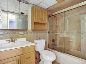 2801 Somerset Dr 101, Lauderdale Lakes FL 33311