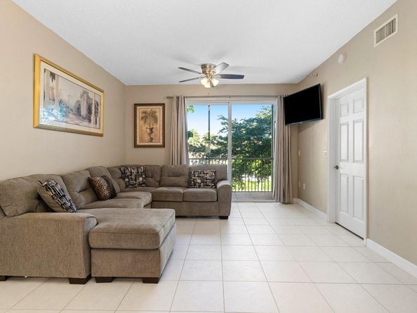 7775 Southampton Terrace 310, Tamarac FL 33321