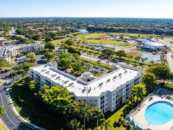 7775 Southampton Terrace 310, Tamarac FL 33321
