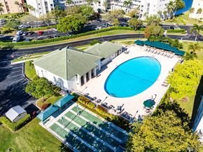 7775 Southampton Terrace 310, Tamarac FL 33321