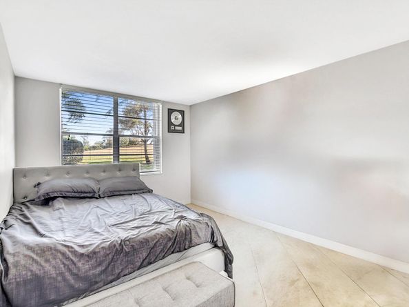 6400 NW 2nd Avenue 124, Boca Raton FL 33487