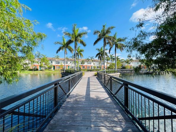 621 SW 1st Ave 621, Pompano Beach FL 33060