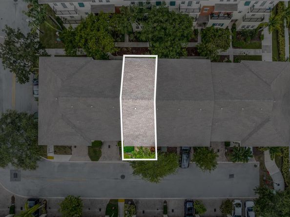 621 SW 1st Ave 621, Pompano Beach FL 33060