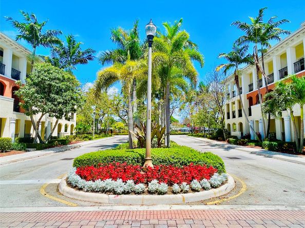 621 SW 1st Ave 621, Pompano Beach FL 33060