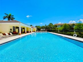 621 SW 1st Ave 621, Pompano Beach FL 33060