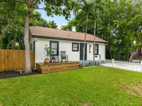 713 NE 17th Rd, Fort Lauderdale FL 33304