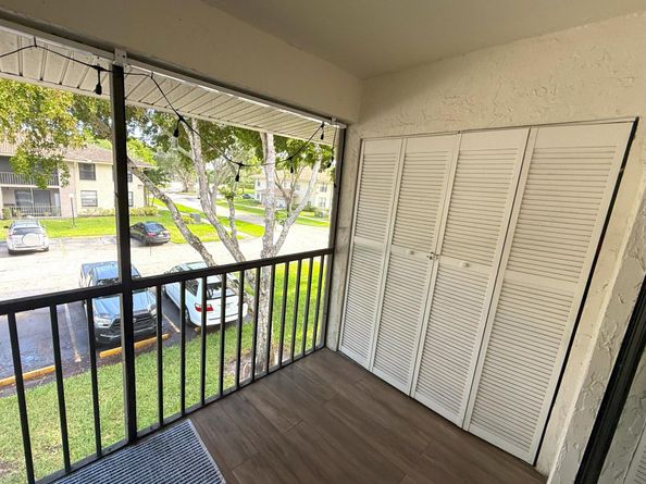 9930 Pineapple Tree Drive 201, Boynton Beach FL 33436