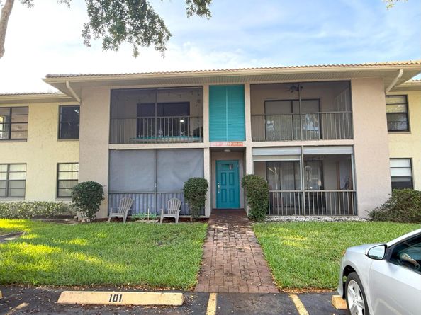 9930 Pineapple Tree Drive 201, Boynton Beach FL 33436