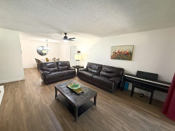 9930 Pineapple Tree Drive 201, Boynton Beach FL 33436