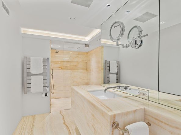 529 S Flagler Drive Th3e, West Palm Beach FL 33401