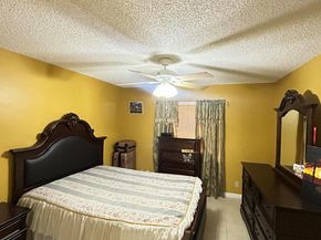 391 Springdale Circle, Palm Springs FL 33461