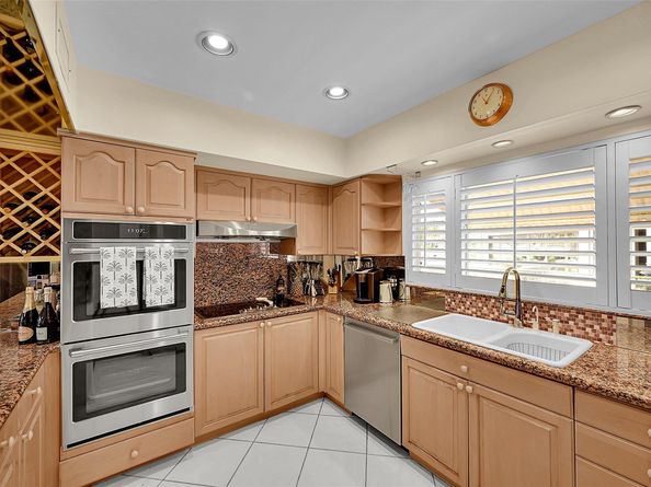 2920 NE 23rd St, Pompano Beach FL 33062