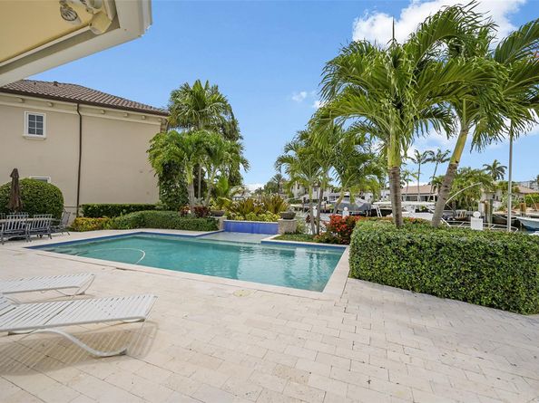 2920 NE 23rd St, Pompano Beach FL 33062