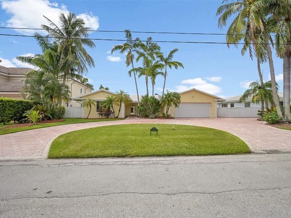 2920 NE 23rd St, Pompano Beach FL 33062