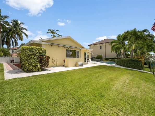 2920 NE 23rd St, Pompano Beach FL 33062