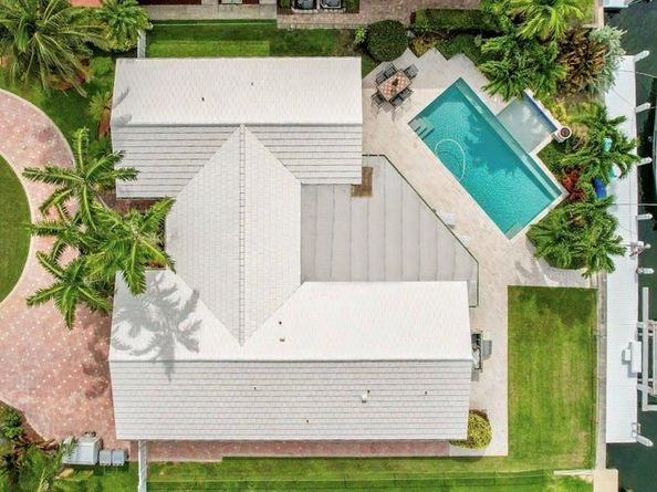 2920 NE 23rd St, Pompano Beach FL 33062