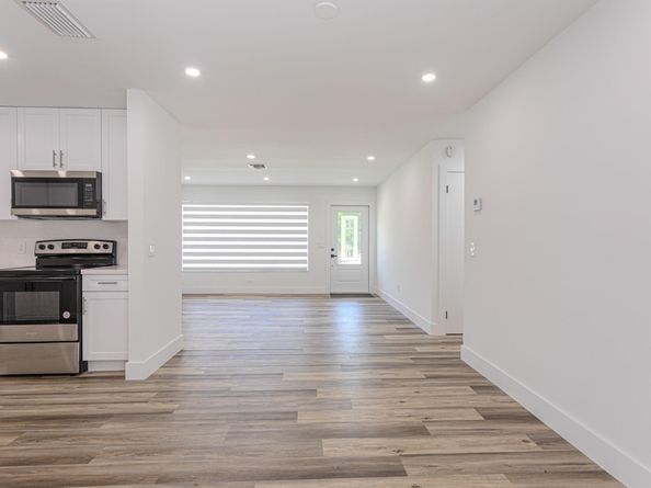 1717 16th Court N, Lake Worth Beach FL 33460