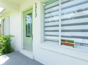 1717 16th Court N, Lake Worth Beach FL 33460