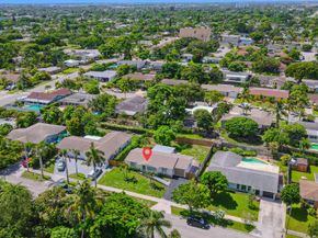 1717 16th Court N, Lake Worth Beach FL 33460