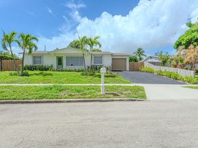 1717 16th Court N, Lake Worth Beach FL 33460