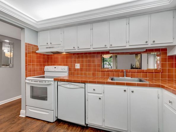 5190 Las Verdes Circle 202, Delray Beach FL 33484