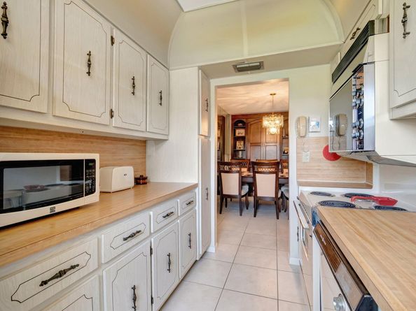 1245 High Point Place S C, Delray Beach FL 33445