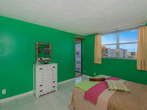 2861 Somerset Dr 317, Lauderdale Lakes FL 33311