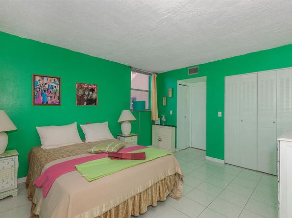 2861 Somerset Dr 317, Lauderdale Lakes FL 33311