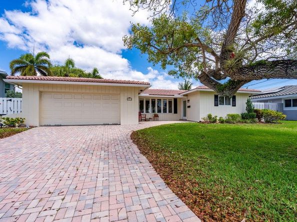 571 SE 12th St, Pompano Beach FL 33060
