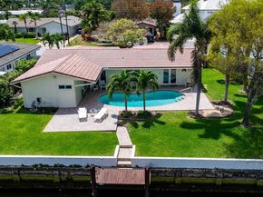 571 SE 12th St, Pompano Beach FL 33060