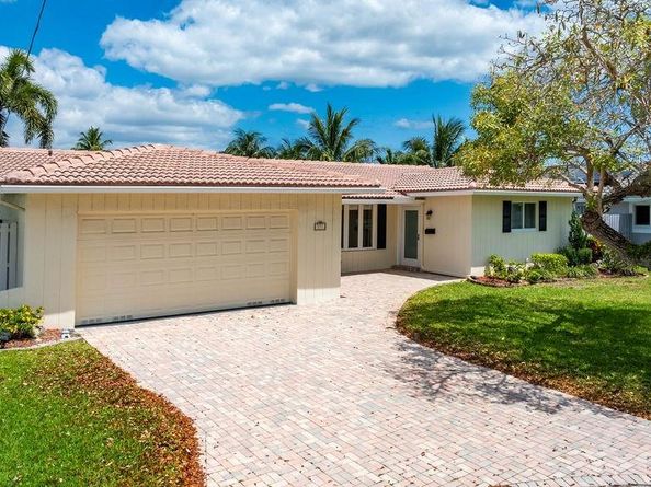 571 SE 12th St, Pompano Beach FL 33060