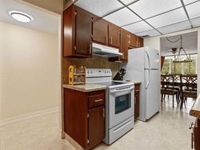 4899 NW 26th Ct 348, Lauderdale Lakes FL 33313